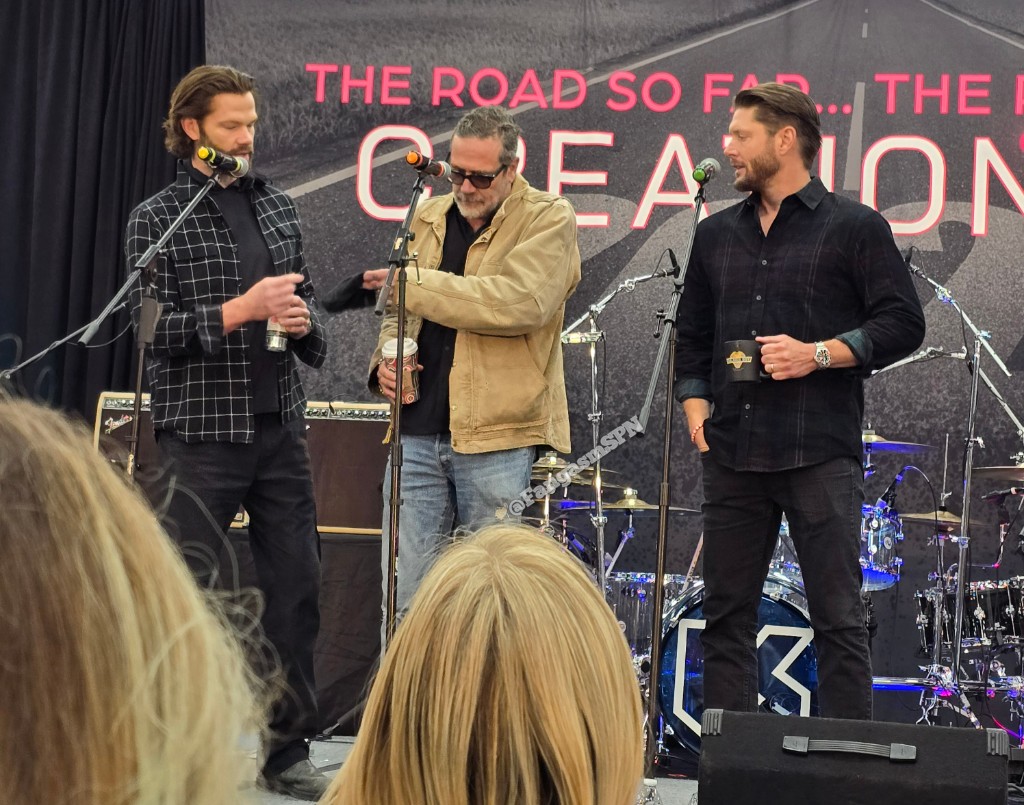 .<a href="/JDMorgan/">Jeffrey Dean Morgan</a> : gives <a href="/jarpad/">Jared Padalecki</a> his beanie aww #SPNORL <a href="/JensenAckles/">Jensen Ackles</a>