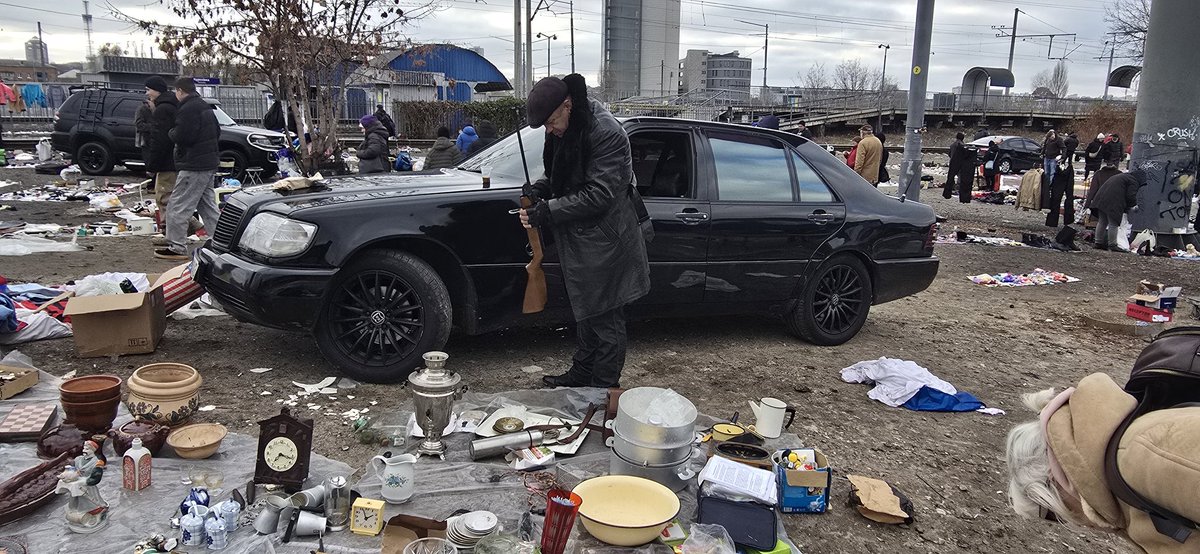 Таке життя.