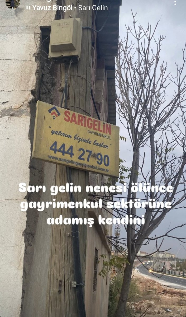 Feylesofarihayi's tweet photo. Agamin  3 gün düşünüp çok komik diye story attığı esprisi @kubragisii https://t.co/1iZW7E16Jc