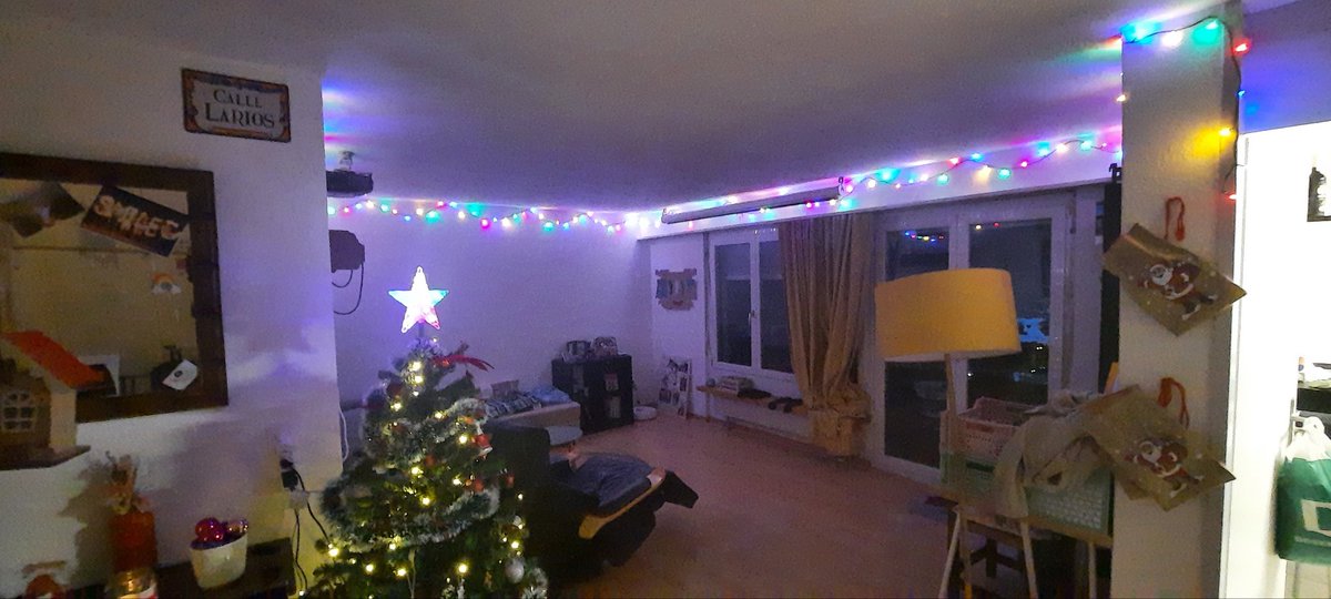 Mi salón. Ha llegado la navidad a villa Caracol. 🎄🎅☃️