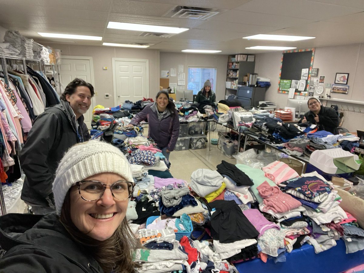 GaithersburgWT's tweet photo. What a perfect way to end the week. Holiday Thrift, Mobile Market and let’s not forget the ❄️. 
@CSconnect_MCPS https://t.co/8Tszcr8j37