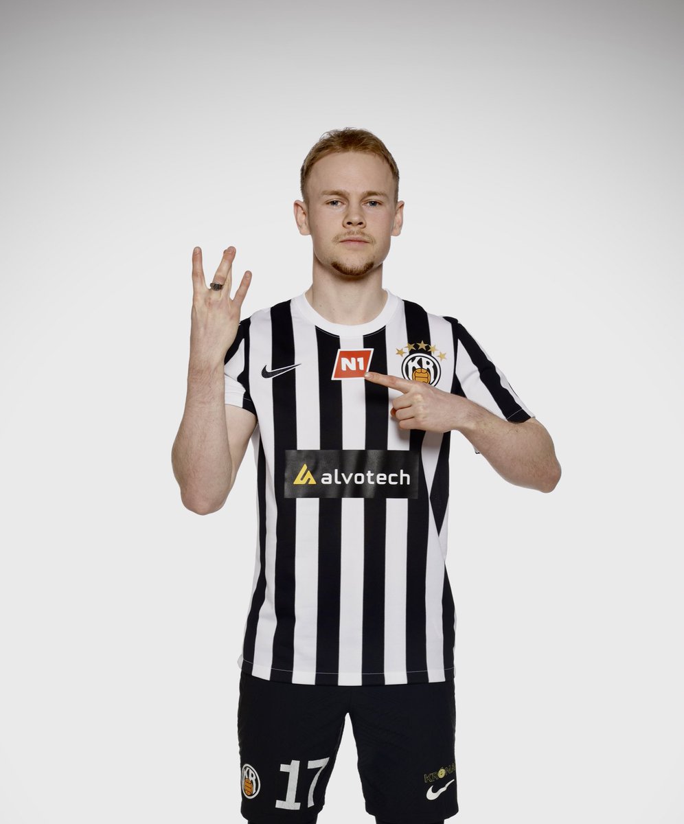 CC Blyth tweet media