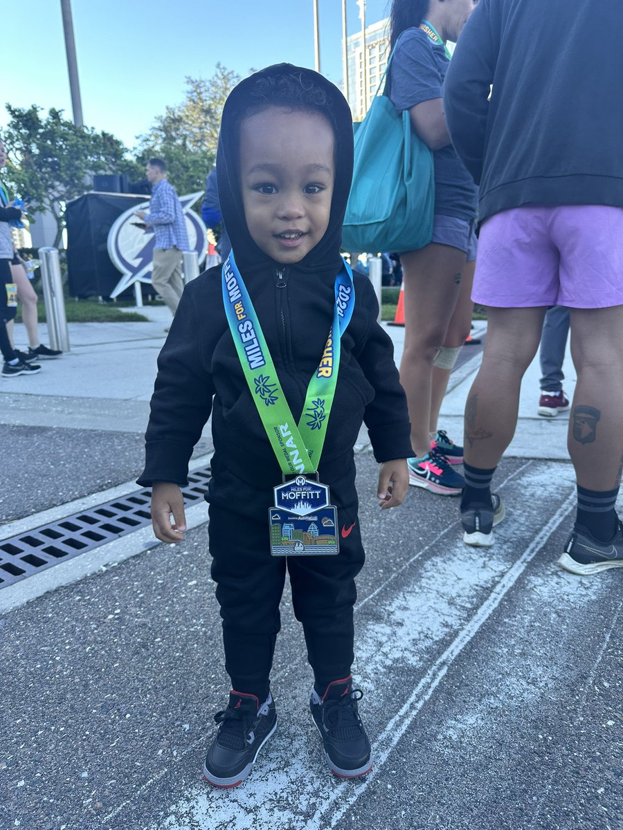 NicoleKHinojosa's tweet image. Spent Saturday completing my first 10k run w/ my work bestie! @ValdesKyara Thank you for encouraging me to sign up, I am so proud of us for not giving up &amp;amp; running the whole thing! when’s our next race?! #LifeAtATT #HealthyHabits #RunningForACause #MilesforMoffitt @One_FLA