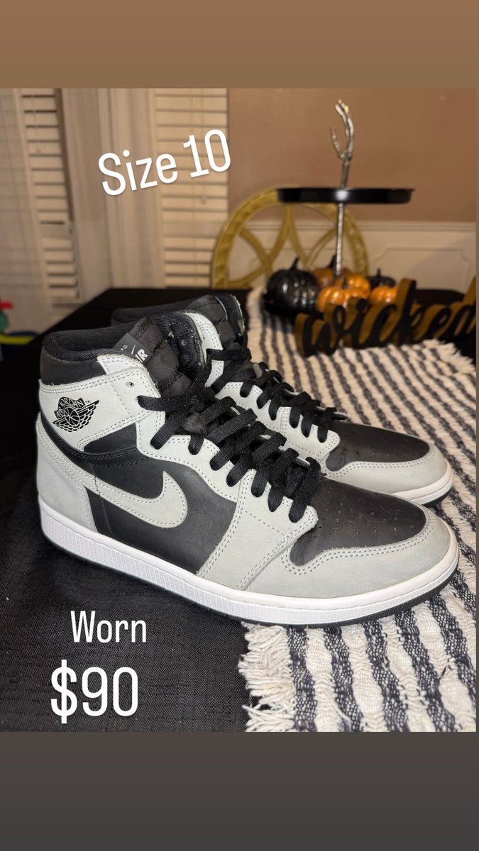 <a href="/SellKicksSunday/">SellKicksSunday</a>