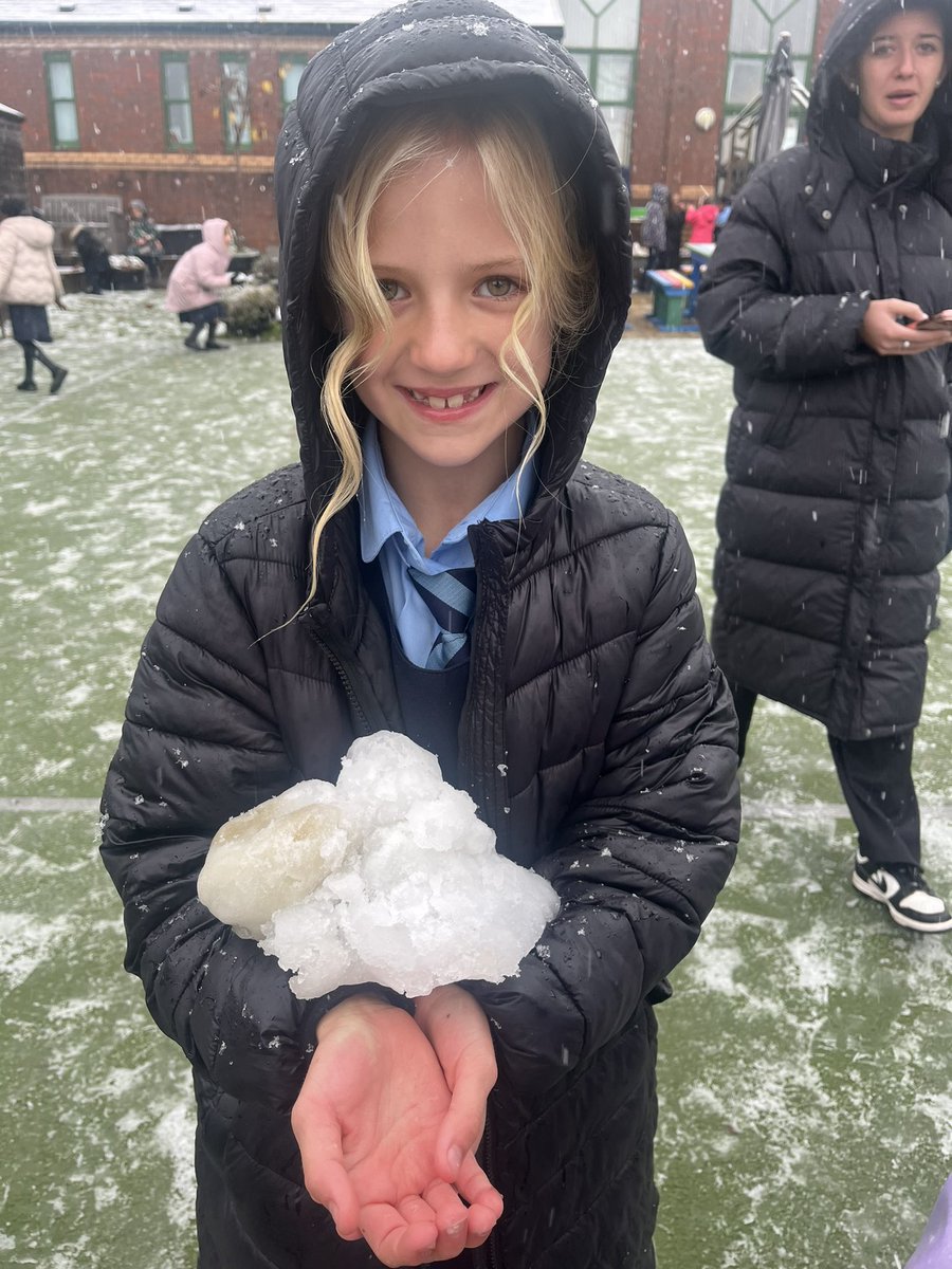 St Joseph's Primary tweet media