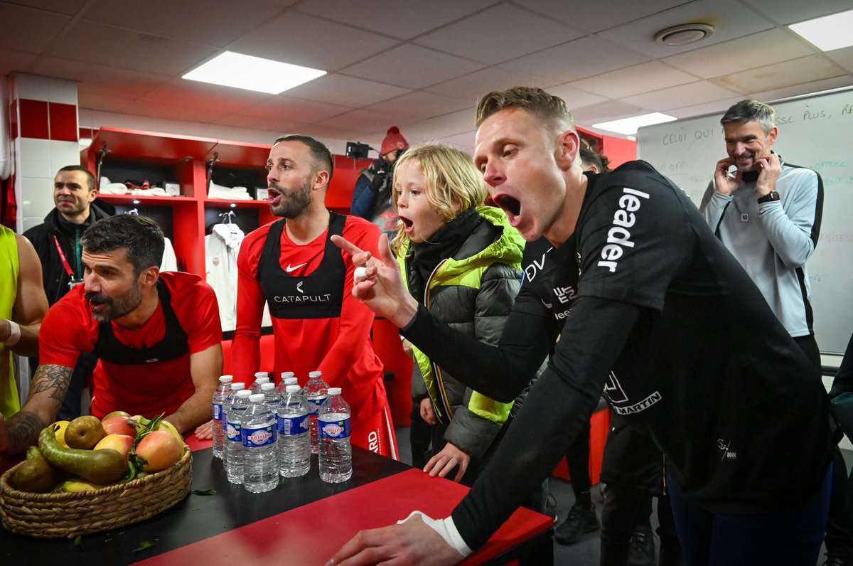 DFCO_Officiel's tweet photo. 📸😍

On se revoit très très vite la #TeamDFCO 🫶

#DFCOFCV https://t.co/UXP36CHFEZ