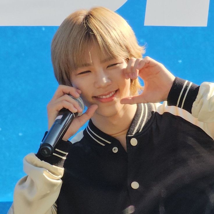 hannibreeze's tweet photo. happy birthday my love!!
i will always be so so proud of all of your achievements since your first debut~~ having such an amazing dancer and artist in riize

WE HAVE SHOTARO IN OUR TEAM
#OurPrideShotaro
#이것뭐에요_타로생일이에요
#OurSunshineShotaroDay
#RIIZEにはSHOTAROがいるǃ https://t.co/4IYqWnlonk