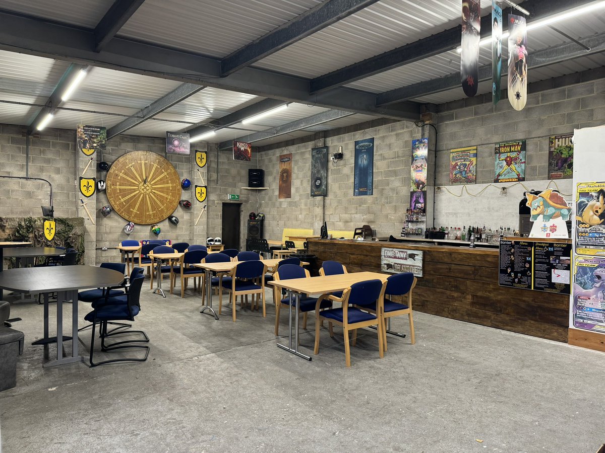 Main room starting to take shape!