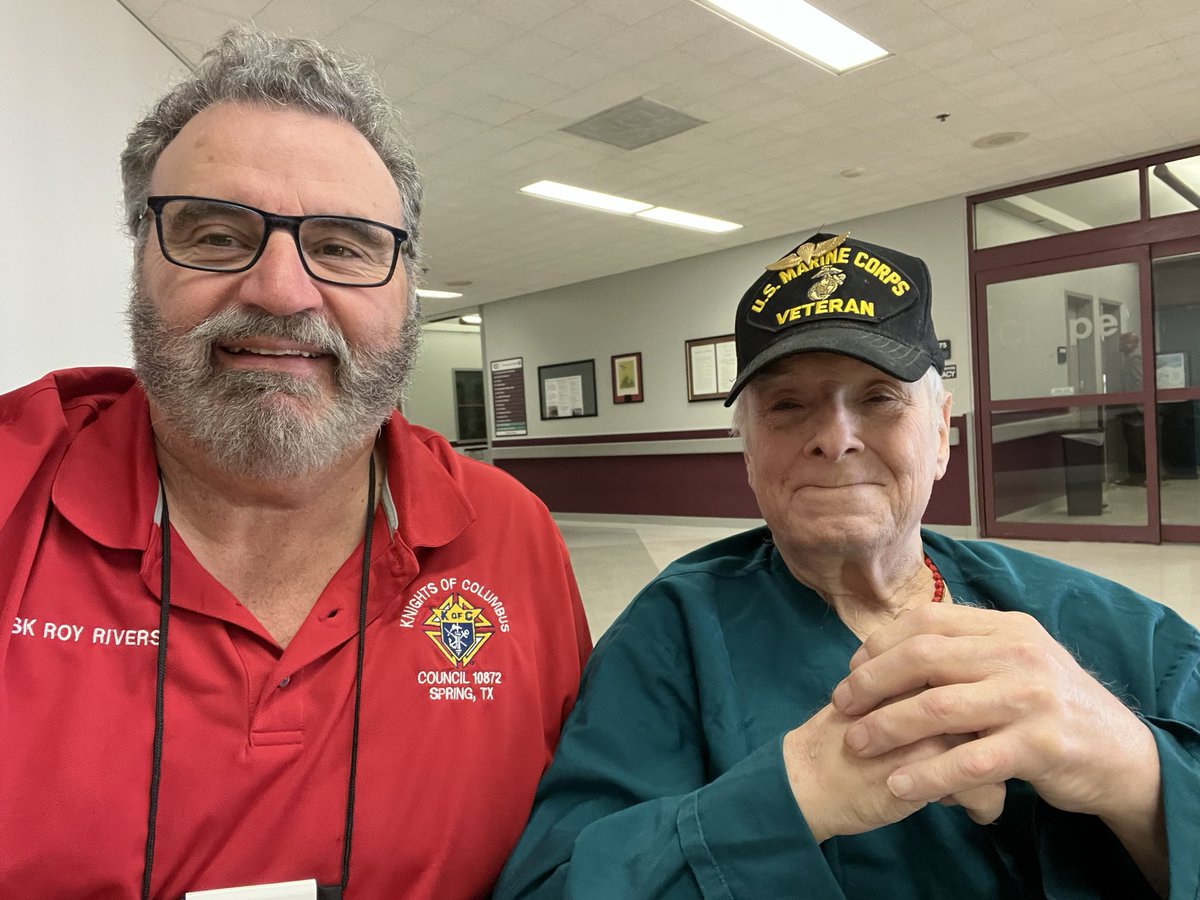 RoyRiversJr's tweet image. Volunteering at the VA today spreading Turkey cheer. 🇺🇸🦃
Michael Debakey Veterans Medical Center 
#knightsofcolumbus
#KnightsInAction
@JenniPrickett @mbabs21 @ethan1655 @ohnochip @aaron_tagerson