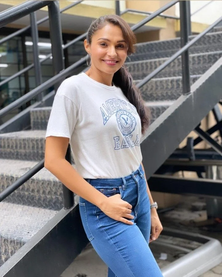 GdKhQErbMAAsThc?format=png&name=900x900