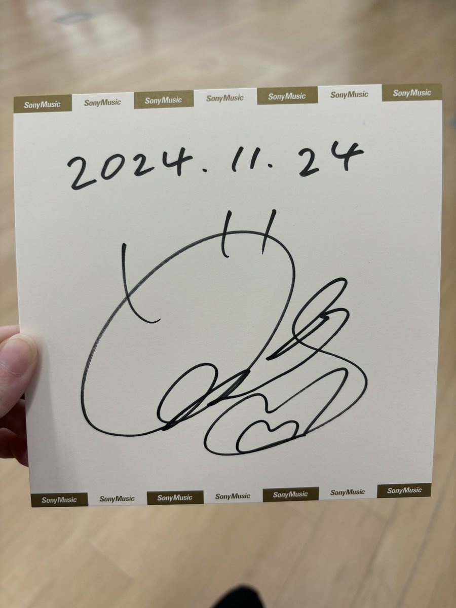 chicorin_0624's tweet photo. ASCA社長のリリイベ最高でした😭👏✨ https://t.co/LXNG4n8Ve8