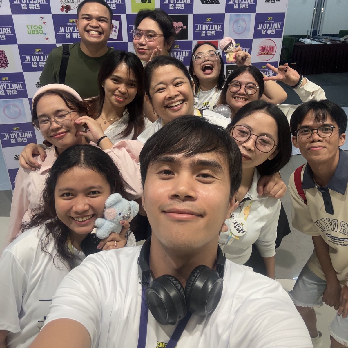 byeoldiaries's tweet photo. 2024 events: λ! thank you to all the fandoms, sellers, sponsors, performers & mae-il for spending another year with us!
λ΄λ
μ λ λ΄μ! till then, catch us every Sunday on Magic 92.3 Cebu βΊοΈπ
#HALLYUILFandomFestival2024
#SeasideAssembly https://t.co/pEp1xU0ElU