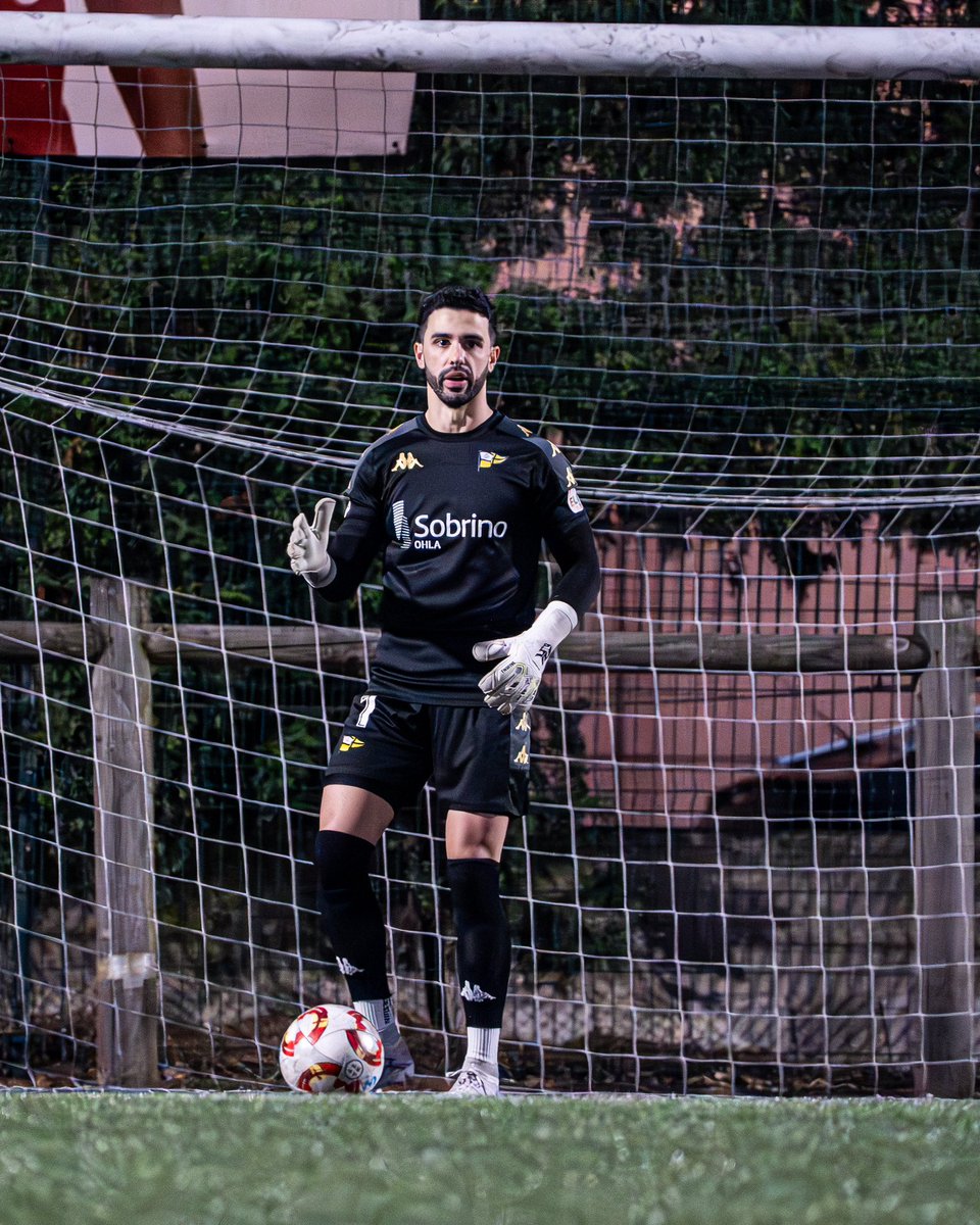 clubportugalete's tweet photo. 🔝 Séptima portería a cero en lo que llevamos de temporada.

🤯 @ibongonzalez5 

#aupaPORTU 💛🖤 https://t.co/Wy294BbZG6