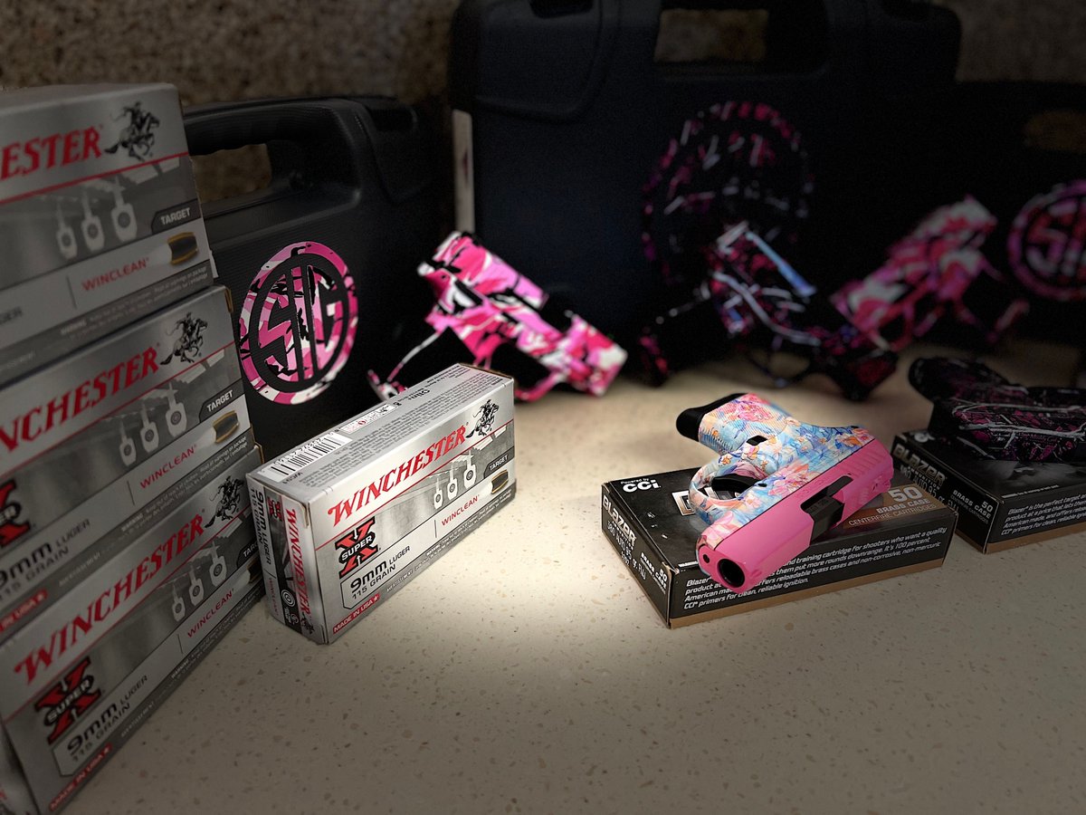 pinkgunclub's tweet image. 🎯 Transform your firearm into a masterpiece at Pinkgun.com! With dozens of patterns and colors to choose from, our interactive tool makes personalization effortless.  🖤💥
#GunCustomization #FirearmDesign #WomenWhoCarry #CustomGuns #RangeDayStyle #2ACommunity