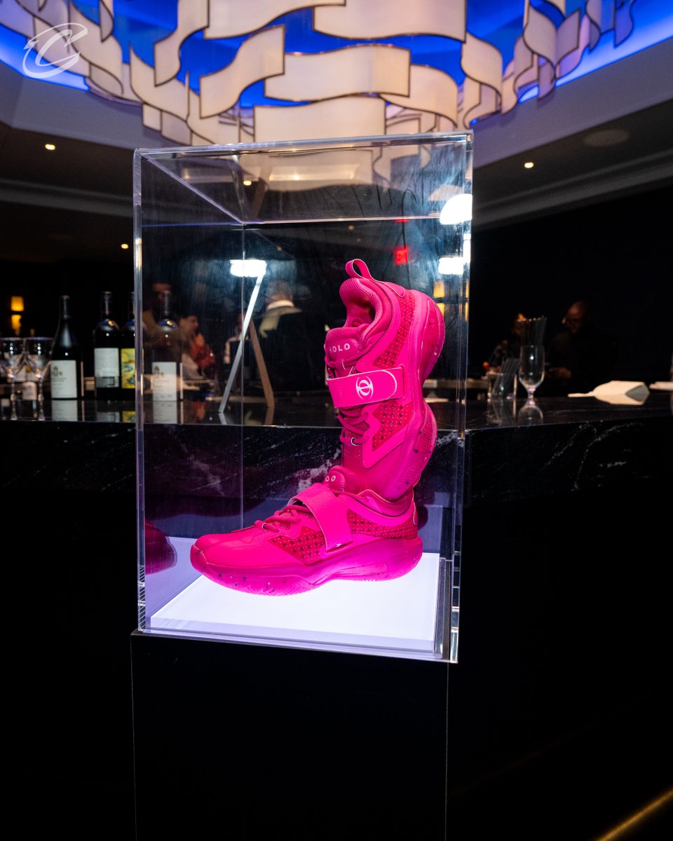 Cleveland Cavaliers (@cavs) on Twitter photo Isaac Okoro hosted an official launch party with friends and family for his <a href="/holofootwear/">HOLO Footwear</a> signature shoe this past weekend.
HOLO Hoops was created to celebrate the basketball outsiders - the ballers who break the rules to do it their way. IO:01 is now available to the public in Isaac Okoro hosted an official launch party with friends and family for his <a href="/holofootwear/">HOLO Footwear</a> signature shoe this past weekend.
HOLO Hoops was created to celebrate the basketball outsiders - the ballers who break the rules to do it their way. IO:01 is now available to the public in