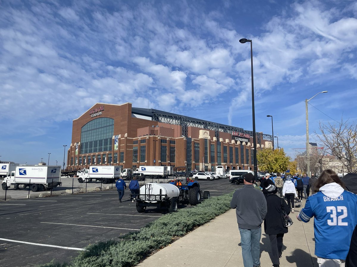 jeffaferguson's tweet photo. A sight to behold.  Ford Field South!!!! https://t.co/gxGwnqlVFX