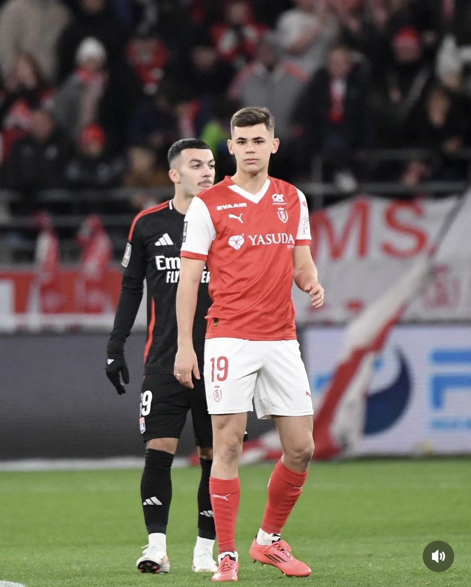 Moscardo_fr's tweet photo. Moscardo vs Lyon 🇧🇷⚽️ https://t.co/Sat3GA9WWA