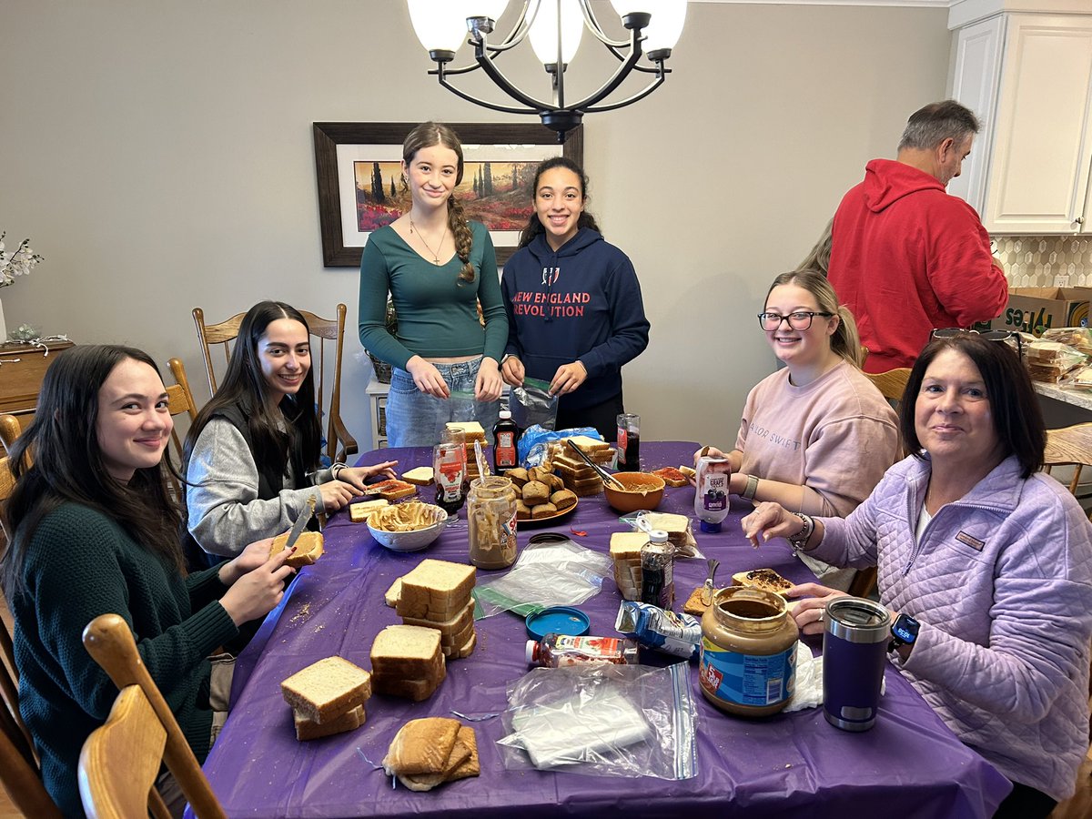 CHS Helping Hands / Interact Club tweet media