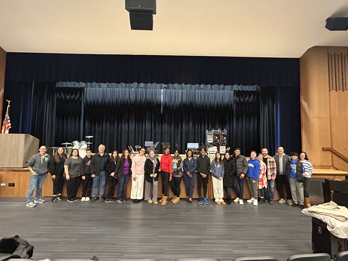 RMMS students today left for the middle school youth legislature at the state capital. Wishing them an amazing experience!!!