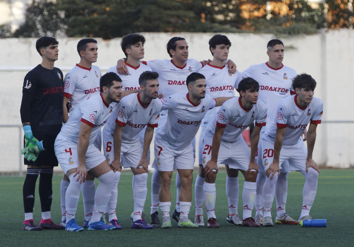 cdutrillas1958's tweet photo. FINAL

@cdutrillas1958 1️⃣
@AtcoMonzon 1️⃣

Buen segundo tiempo en el que estuvimos cerca de remontar ⚽⚽💪

A seguir ‼️‼️

#VamosUtrillas#TerceraRFEF https://t.co/p1t0LSL1yJ