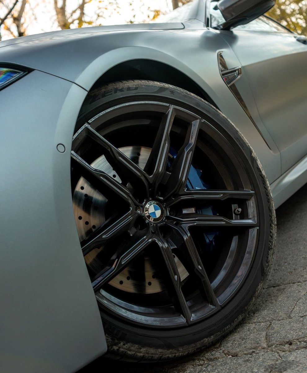 BMWHOUSE_'s tweet photo. BMW M8 Competition 🐺🍂 https://t.co/iCbeZ6tyVf