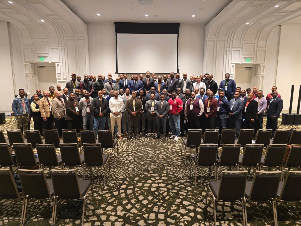 Tarrynce Robinson, Ed.D. (@tarrynce) on Twitter photo Honored to serve as a panelist at the National Alliance Black School Educators (NABSE) conference in Atlanta during the “Iron Sharpens Iron” forum.  The focus of the panel discussion was leadership mentoring and the importance of helping others reach their full potential. Honored to serve as a panelist at the National Alliance Black School Educators (NABSE) conference in Atlanta during the “Iron Sharpens Iron” forum.  The focus of the panel discussion was leadership mentoring and the importance of helping others reach their full potential.