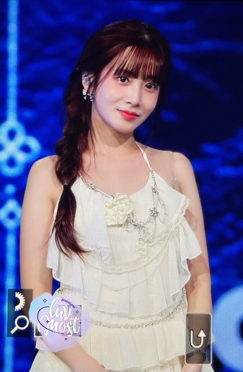 luvmost_jiae's tweet photo. 241124 #유지애 #러블리즈 프리뷰

진쨔… 너무 귀욥따….🙈 https://t.co/tMsvnzvJZm