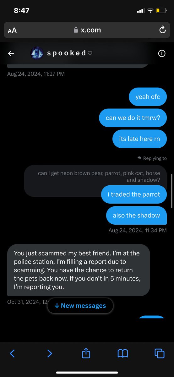 luvkira_'s tweet photo. This goofy ass is trying to scare little kids 😭😭😭 I never even traded with her bcz she ended up ghosting me. Now she wants to report my ass to the police🤣🤣🤣🤣 @yongly_spooked 

#adoptmetrading 
#adoptmegiveaway 
#AdoptMe https://t.co/EHMAfPObg2