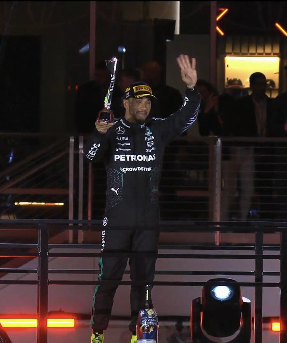 autosport's tweet photo. Of the 38 circuits Lewis Hamilton has raced at in F1, he’s finished on 36 podiums 🐐 https://t.co/vTCAyxVn2Q