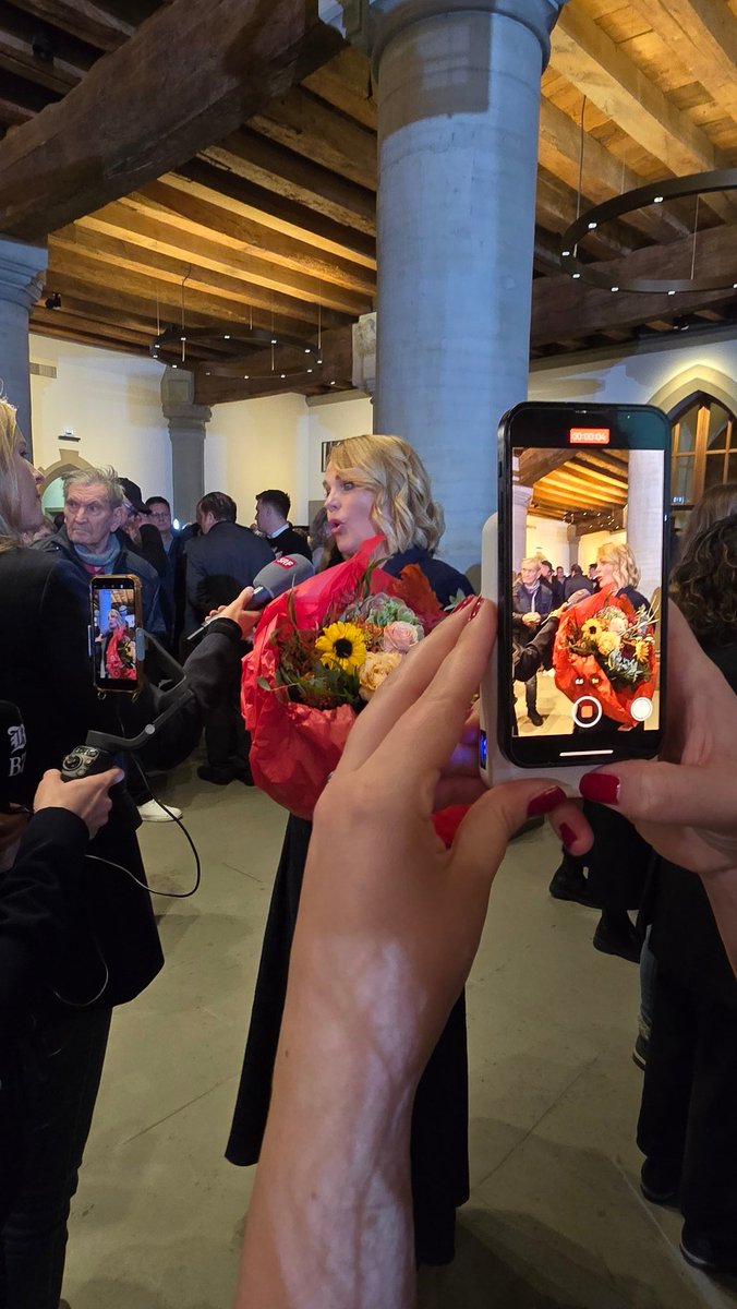 Barbara Keller tweet media