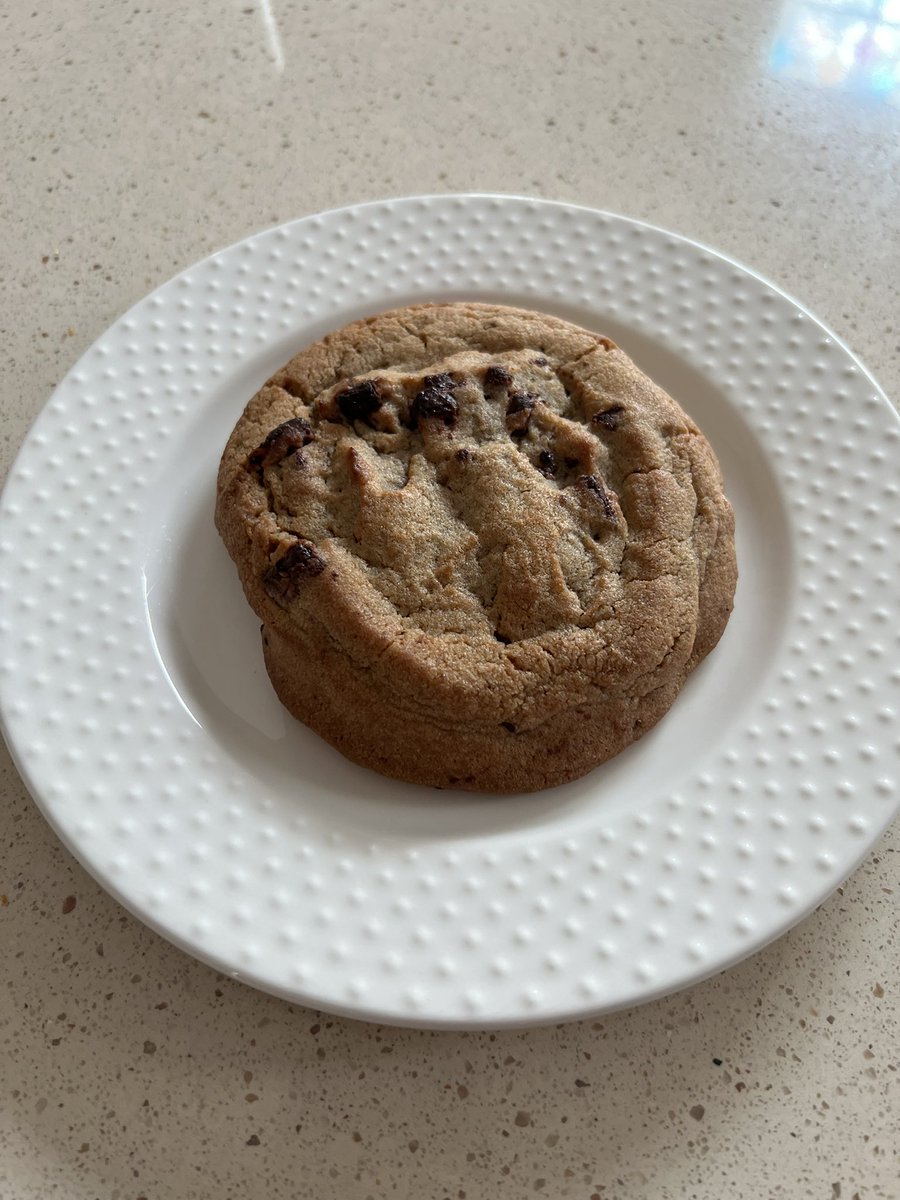 Big Boom AJ got the DUB last night so you know I have to have the DUB chocolate chunk cookie!!!!