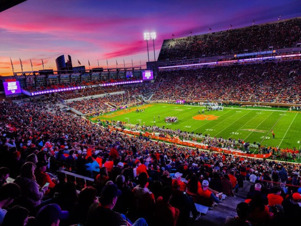 HardClemsonPics's tweet photo. https://t.co/I97e4p80js