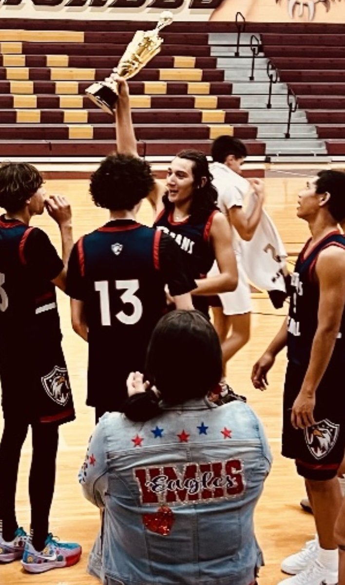 Veteran Eagle Sub Varsity place 1st in TM tournament dominating all 4teams🏀❤️💙