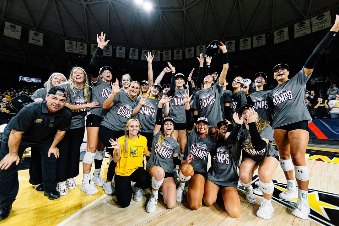 FEELIN ELECTRIC ⚡ ⚡ 

#NCAAWVB x 📸 <a href="/GoShockersVB/">Wichita State Volleyball</a>