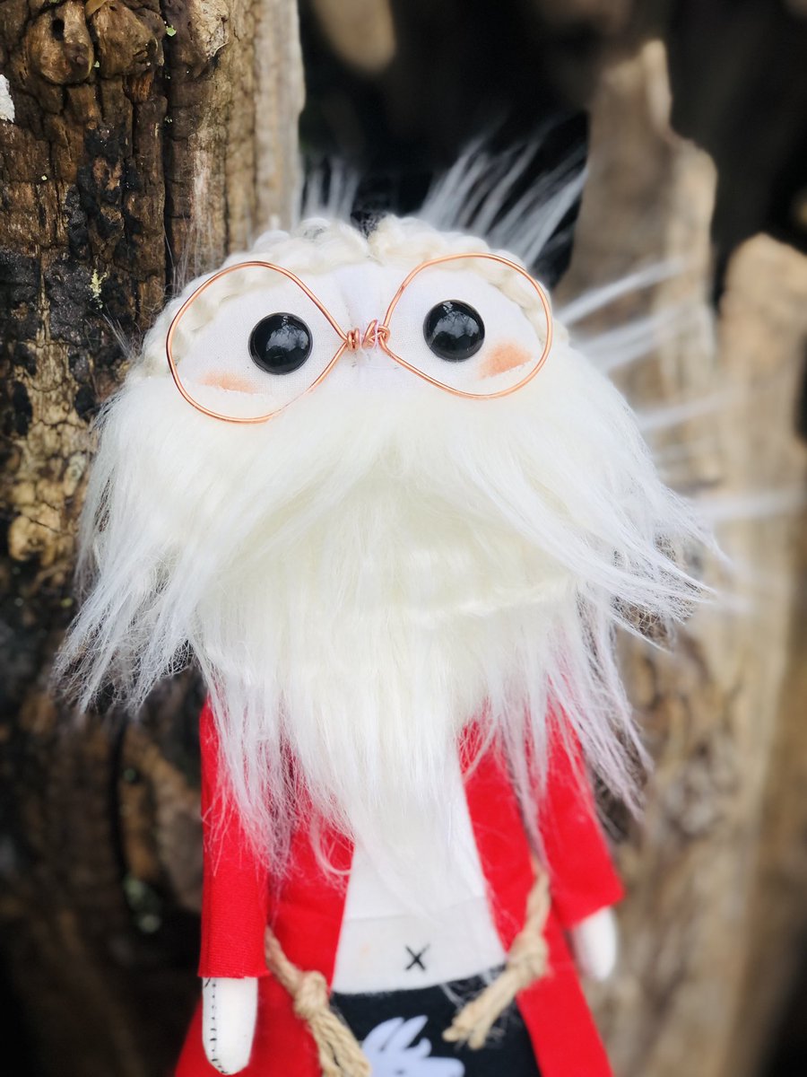 CraftsSnowstorm's tweet photo. This is my LIMITED EDITION Santa’s day off doll. Let me know in the comments if you would like me to have a pattern for him?
https://t.co/nfDFrcJKCn https://t.co/5t0vwWzGb1