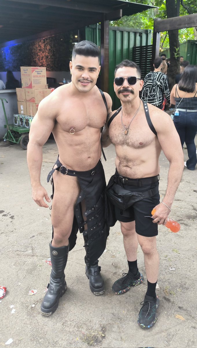 GuilhermoDaddy's tweet photo. @ricomarlonz Fotaza 📸
Prazer 🔥 https://t.co/cpWvevP3my