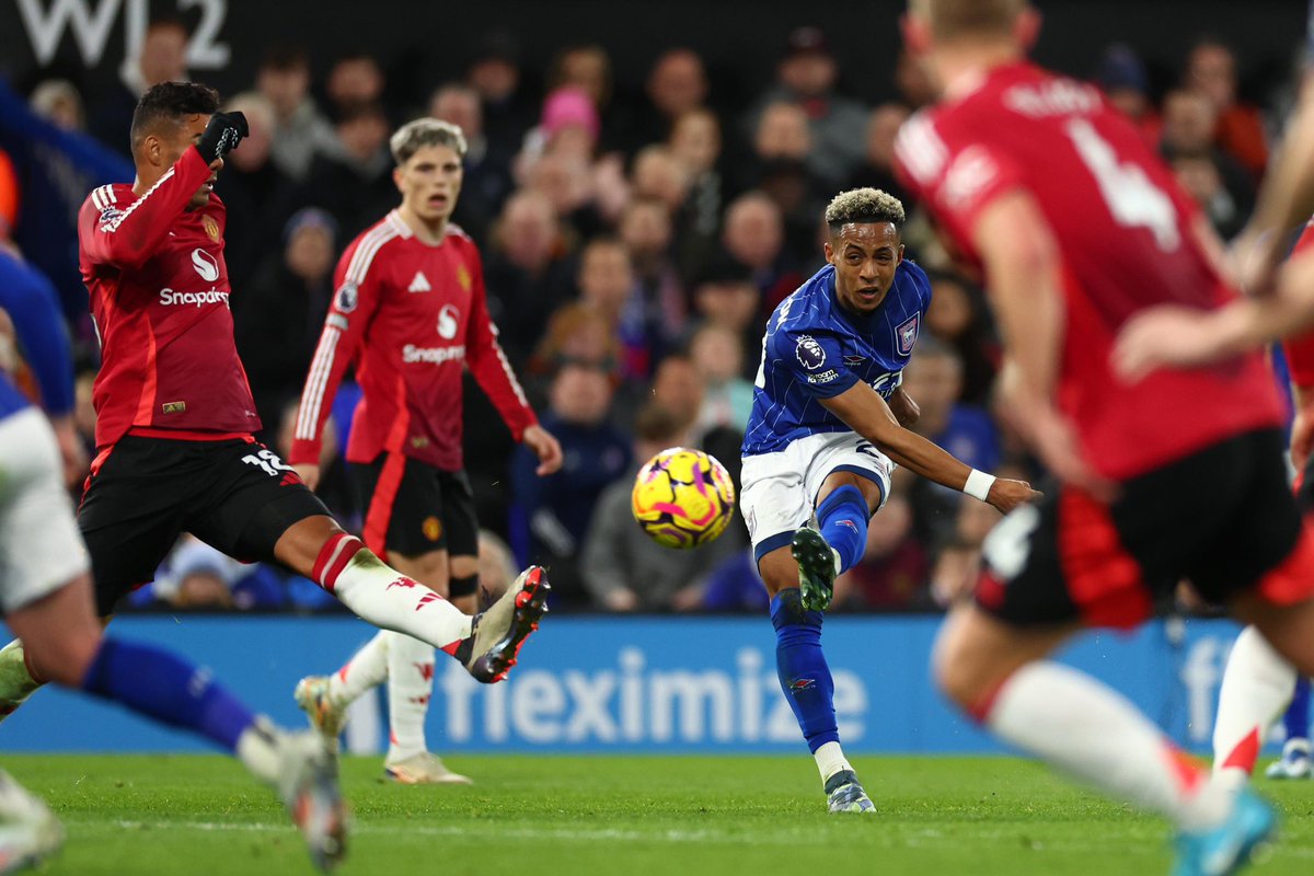 Omari Hutchinson tweet media