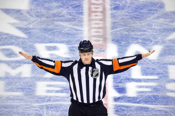 ScoutingTheRefs's tweet photo. Utah Hockey Club vs. Toronto Maple Leafs get refs Jon Mclsaac (#2) and Trevor Hanson (#14) with Matt MacPherson (#83) and CJ Murray (#68) on lines
https://t.co/8gTAIBTn48
@UtahHockeyClub @MapleLeafs #UtahHC #LeafsForever #UTAvsTOR https://t.co/9D7yT5Trll