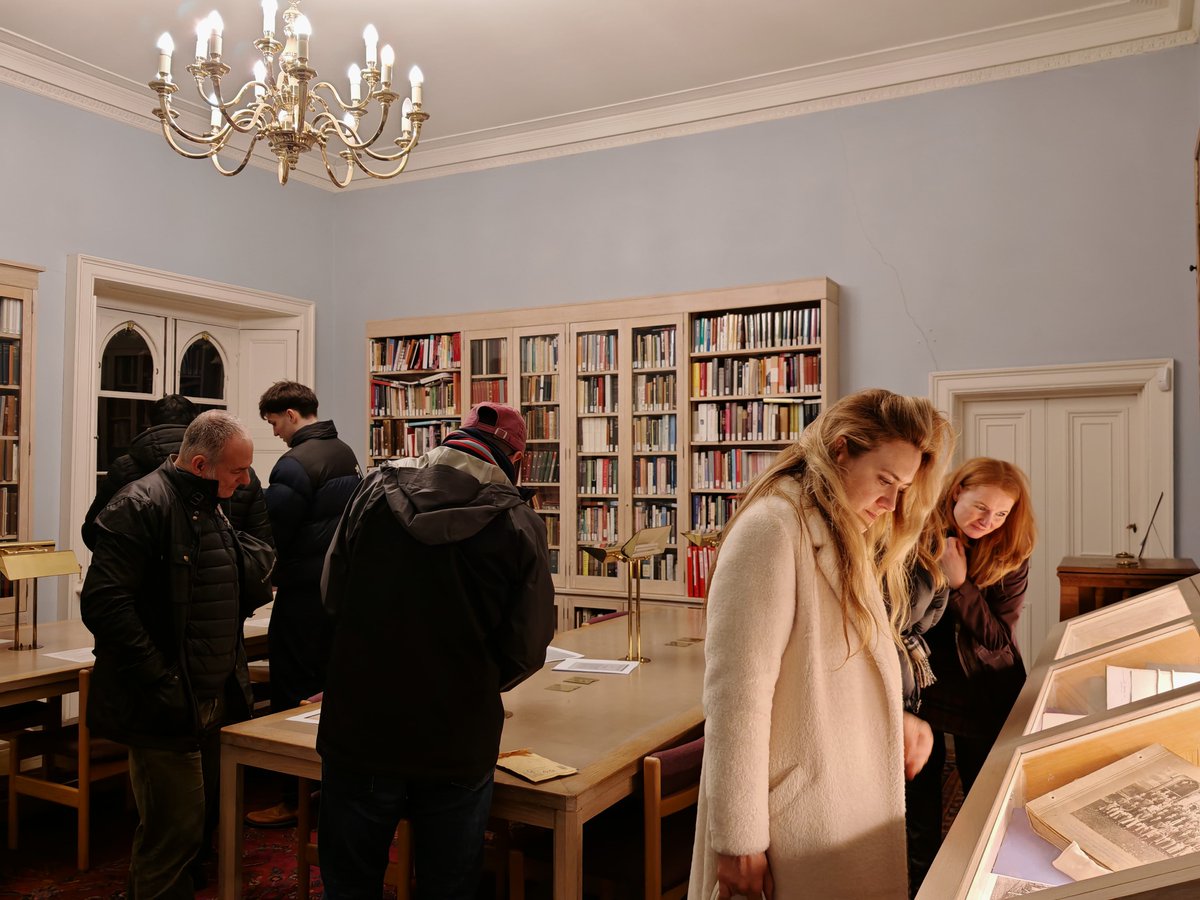 Kamiar Mohaddes (@kamiarmohaddes) on Twitter photo HUGE congrats to Emily Ennis from <a href="/LRGSLancaster/">LRGS</a> for winning the #UK wide <a href="/KingsELab/">King’s Entrepreneurship Lab</a> #Entrepreneurship Essay Competition!! 🥳 🎊 🥳
And also Big BIG congrats to Maxim Cartledge from <a href="/Tiffin_School/">Tiffin School</a> and Keon Robert from Queen Elizabeth's School, Barnet for being runner ups! 🥳 🎉 HUGE congrats to Emily Ennis from <a href="/LRGSLancaster/">LRGS</a> for winning the #UK wide <a href="/KingsELab/">King’s Entrepreneurship Lab</a> #Entrepreneurship Essay Competition!! 🥳 🎊 🥳
And also Big BIG congrats to Maxim Cartledge from <a href="/Tiffin_School/">Tiffin School</a> and Keon Robert from Queen Elizabeth's School, Barnet for being runner ups! 🥳 🎉
