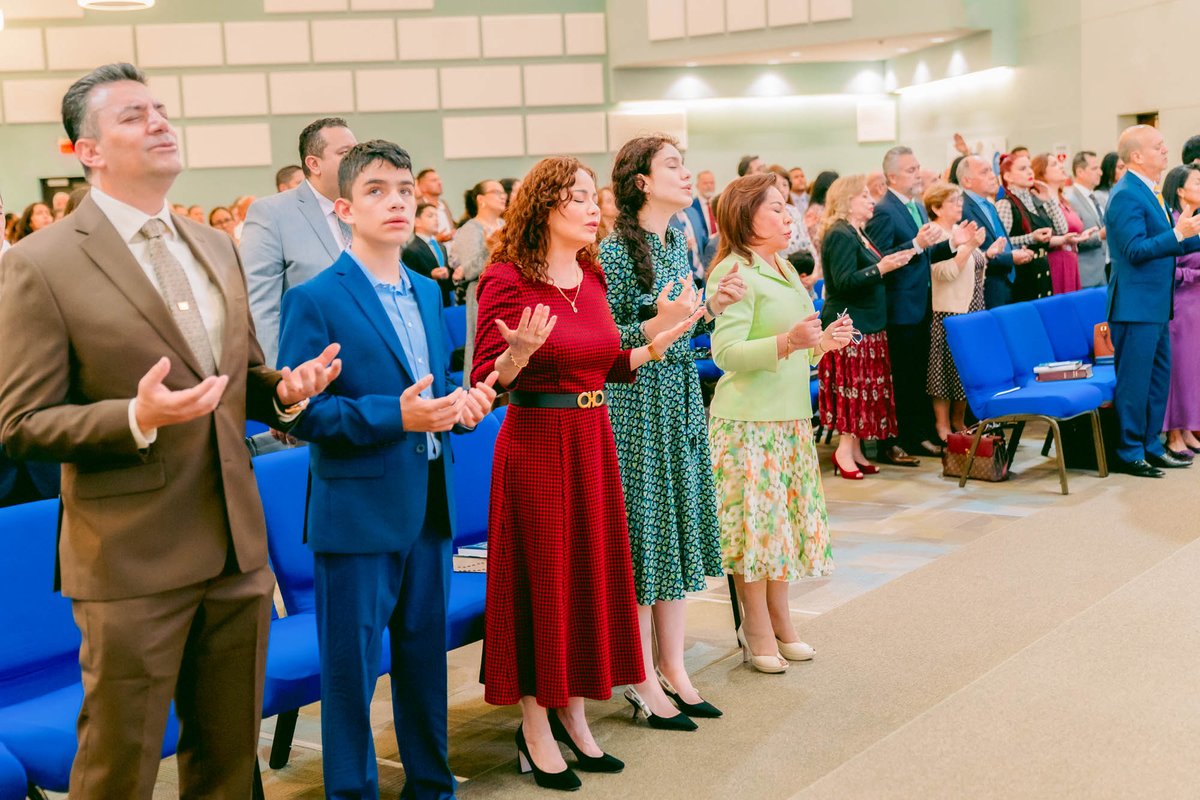MLPiraquive's tweet photo. Fotos de nuestra enseñanza Mateo 10, del 24 de noviembre de 2024 realizada por la Hermana María Luisa Piraquive. 
Enlace a la enseñanza: https://t.co/COKtnBqZjI
Direcciones y horarios de la Iglesia: https://t.co/VAjiJ6Nz8l https://t.co/EQNjlV3FXj
