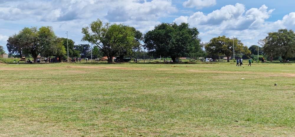 mukulaa's tweet photo. In order to maintain a clean environment and city we are going to reinstate our original system of #KEEPSOROTICLEAN exercise to be carried out every last Saturday of every month….And #GO GREEN tree 🌳 planting exercise every month in soroti…..watch this space 🙌 https://t.co/pZhGNzLeEw