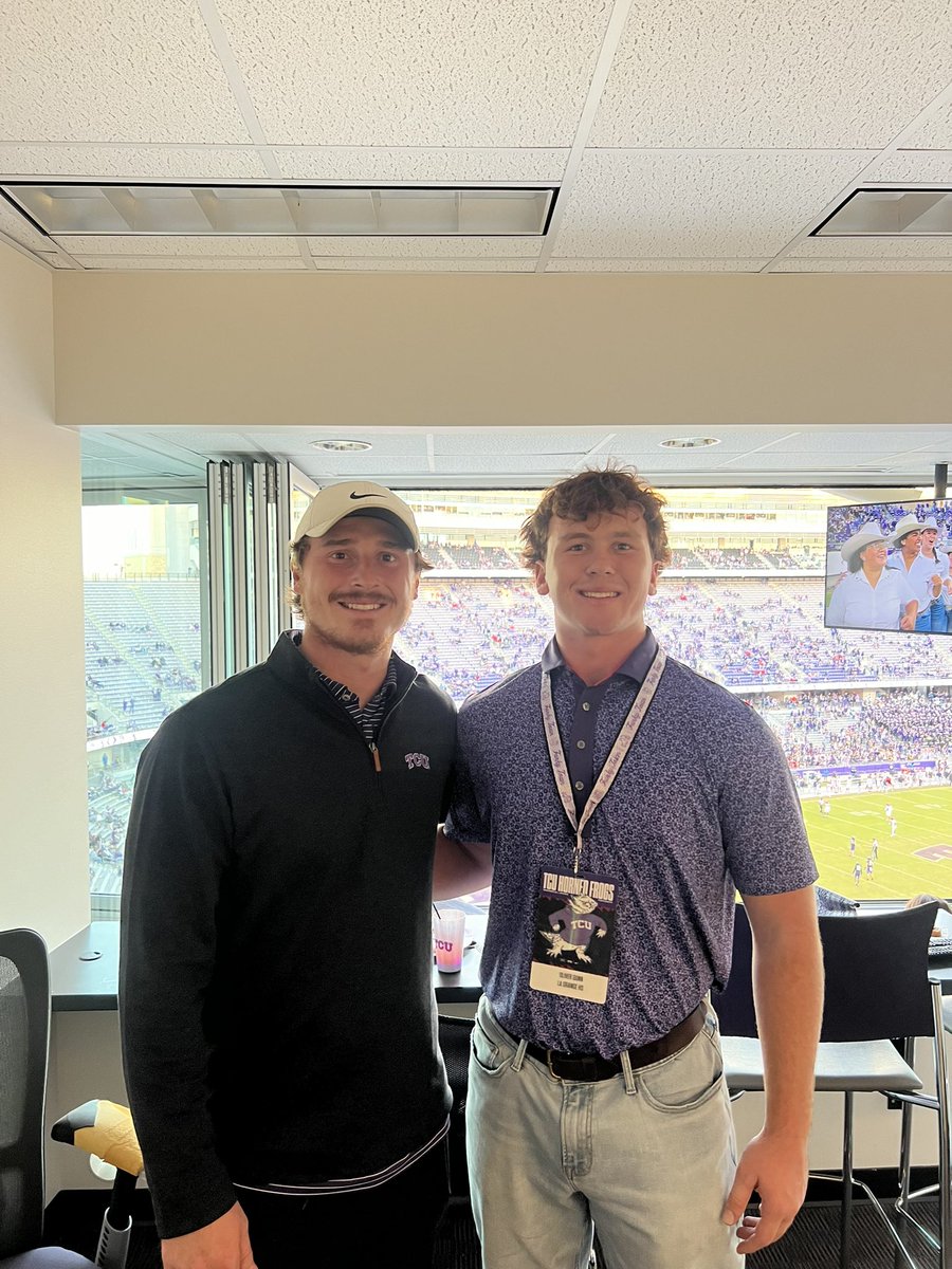 Oliver Gunn tweet media