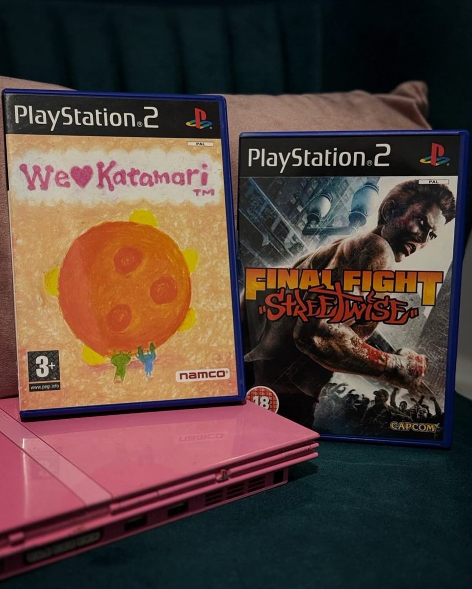8BitofRetro1's tweet photo. A great day out at today’s Doncaster Gaming Market.

I picked up We Love Katamari but it was actually Final Fight: Streetwise that initially caught my eye. 

Released in 2006, it’s the only game in the series not to have been released in Japan (it was also critically panned!) https://t.co/rYP1wD4zd0