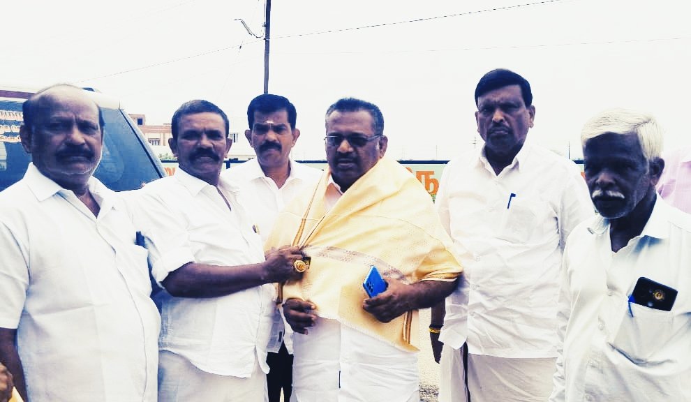 n_sureshrajan's tweet photo. திருநெல்வேலி கிழக்கு மாவட்டம் நாங்குநேரி சட்டமன்றத் தொகுதிக்குட்பட்ட பள்ளிகளில் இன்று நடைபெற்று வரும் வாக்காளர் சிறப்பு முகாமில் கழகத் தோழர்கள் முன்னேடுத்து வரும் பணிகளை ஆய்வு செய்தேன்.
#Dmkkanyakumari
#NSureshrajan
#நாங்குநேரி_சட்டமன்றத்தொகுதி
#Target200
#tn_2026_dmk https://t.co/7V5ZTOfzzi