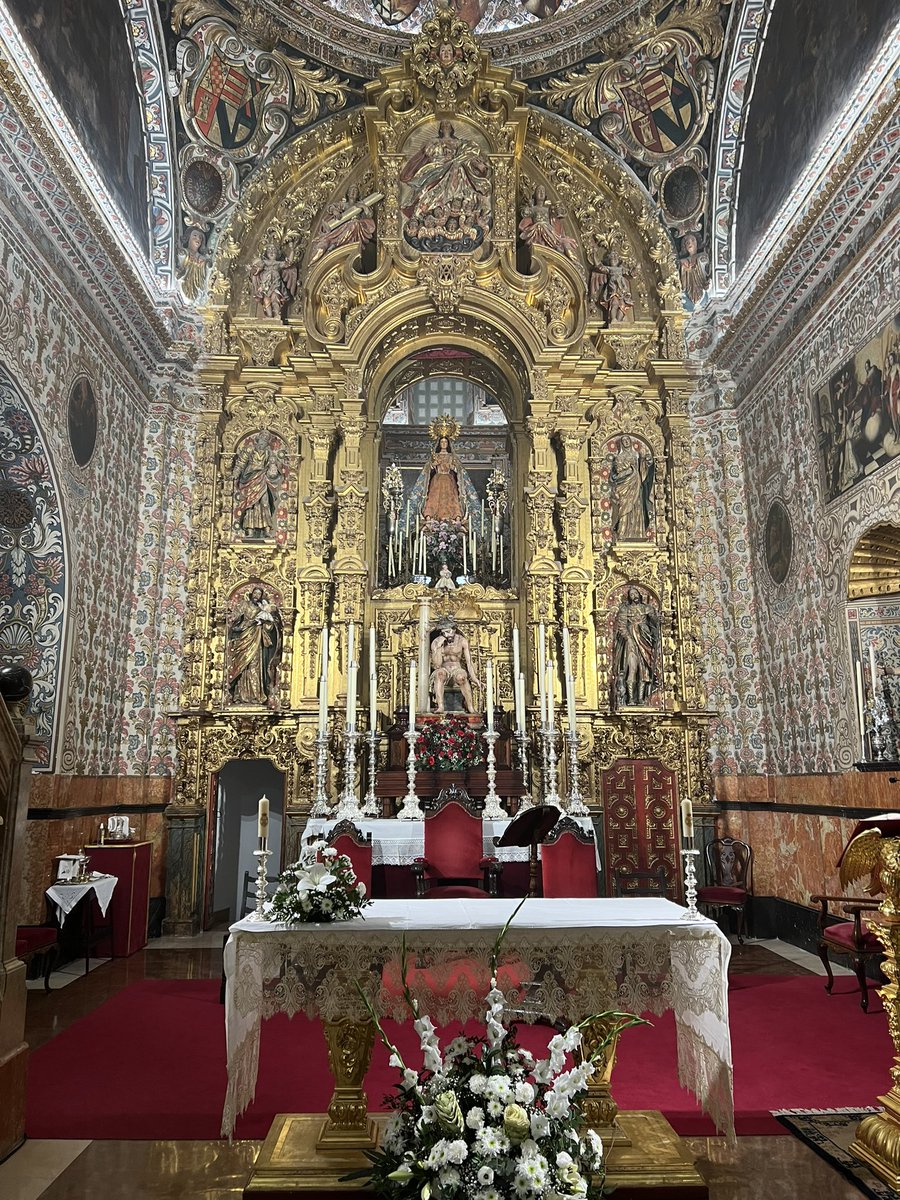 Hoy, 24 de noviembre, la Hermandad ha participado en el CCCL aniversario de la Hermandad de San Pedro la Eucaristía con motivo de la festividad de Cristo Rey. Compartimos la Eucaristía con Mons. Bernardito Auza, uniendo fe y hermandad con nuestro párroco y el pueblo de Estepa.