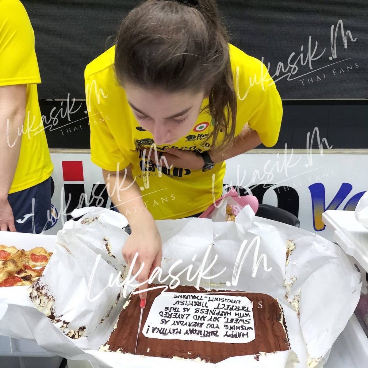 PipoToey's tweet photo. 🎂 Pre birthday my favorite athlete, Martyna. 🫶🏻🤏🏻❤️
#Łukasik _MThaifans 
#Lukasik _MThaifans
#Pre_birthday https://t.co/zM3kIxS6mr