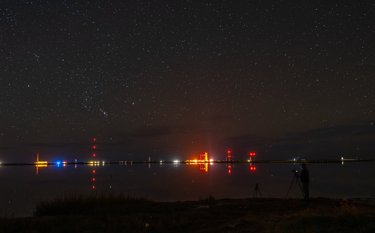 fxsmurphy's tweet photo. A couple more of @Rocketlab HASTE launch which I assume the mission was successful. Orion rising over @Wallops #HASTE #rocketlab #Electron #nasawallops #reusablelaunchvehicles #nasa #space #rockets #wallopsflightfacility #virginia #launch #rocket #space #spaceflight https://t.co/TF2sFJTBaE