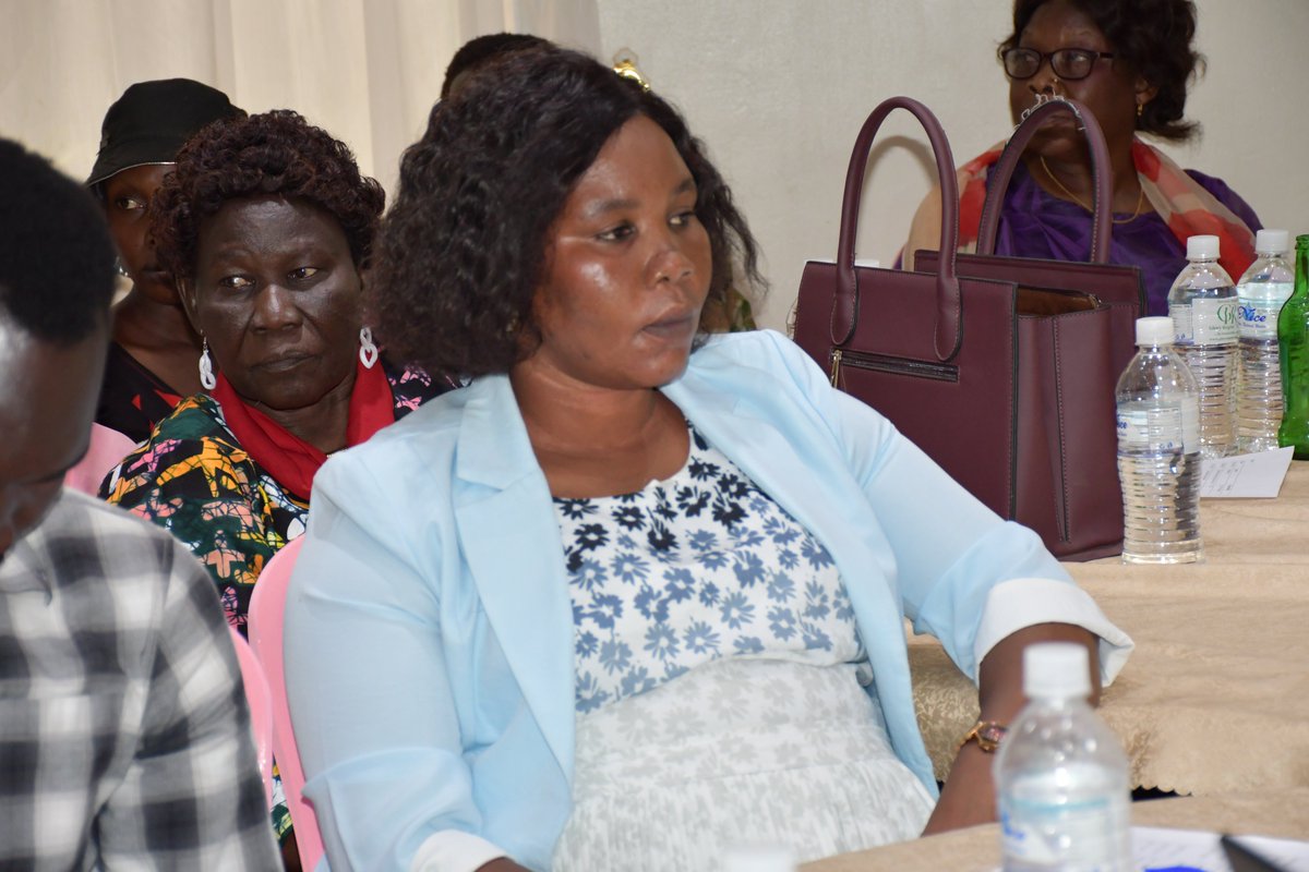 unwomenssudan's tweet photo. UN Women South Sudan &amp; the Female Journalists Network concluded a transformative 2-day training on public speaking for women leaders, CSOs &amp; Members of Parliament. Dr. Rukaya Muhammad, Country Rep a.i. emphasized public speaking as vital for leadership &amp; collaboration🧵 https://t.co/mK6H4Lx8UR