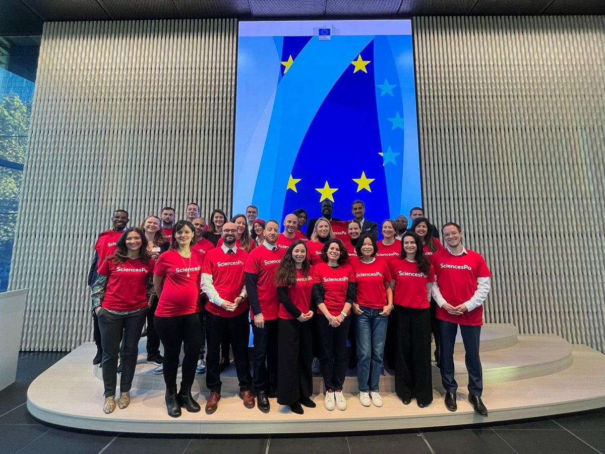 RCKOUMAI's tweet photo. Une immersion au cœur de l’action publique européenne, avec des échanges inspirants sur les défis globaux.
#Learning #Bruxelles https://t.co/wbbaXAKLdZ