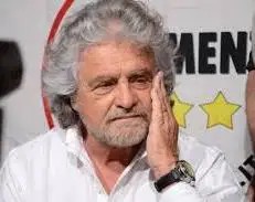 eciucchi's tweet photo. #Grillo dice che i #M5S si son trasformati da #francescani a #gesuiti.
Direi meglio da #portavoce a #navigatori e, infine, a #navigati...
Ovviamente dopo aver portato la #destra al governo. https://t.co/qIzHxbSolP